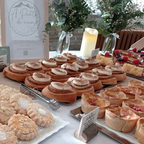 a_punto_de_nieve_pasteleria_en_pola_de_gordon_catering_reposteria